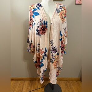 Moral Fiber Floral Kimono in Cream and Blue